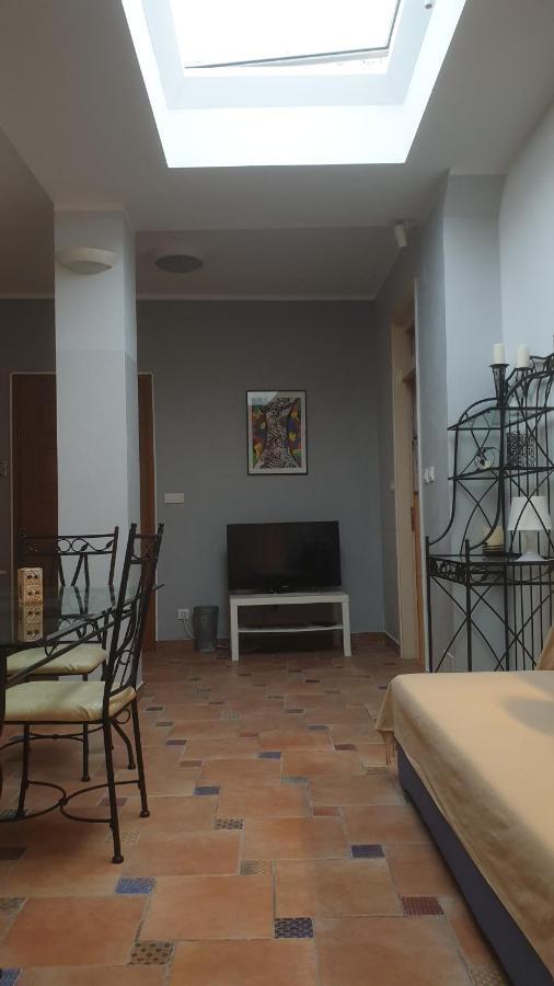 Apartmani N.May'S Karlovac Εξωτερικό φωτογραφία